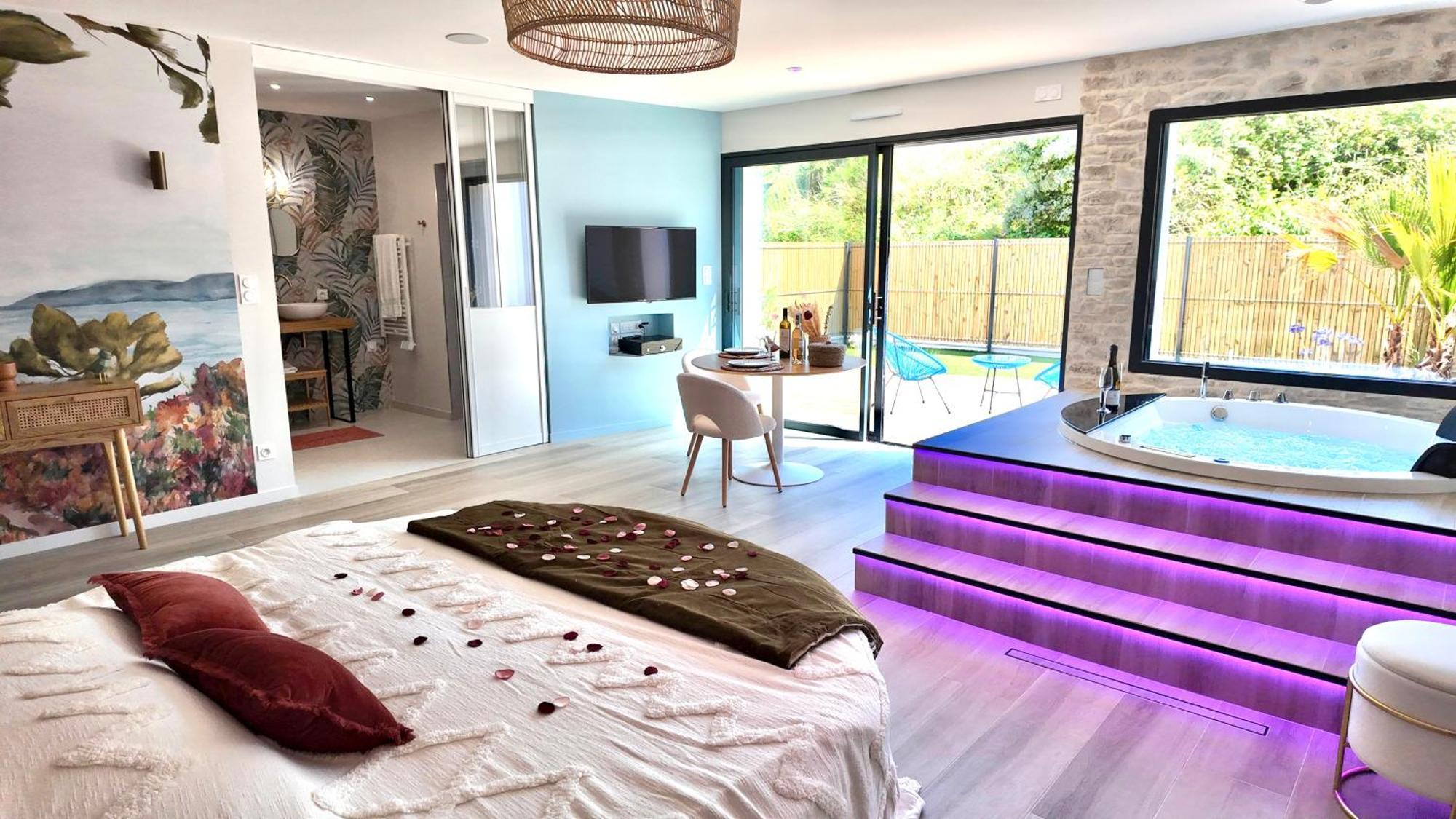Les Suites Du Payre - Suite Romance Saint-Hilaire-de-Talmont Eksteriør billede