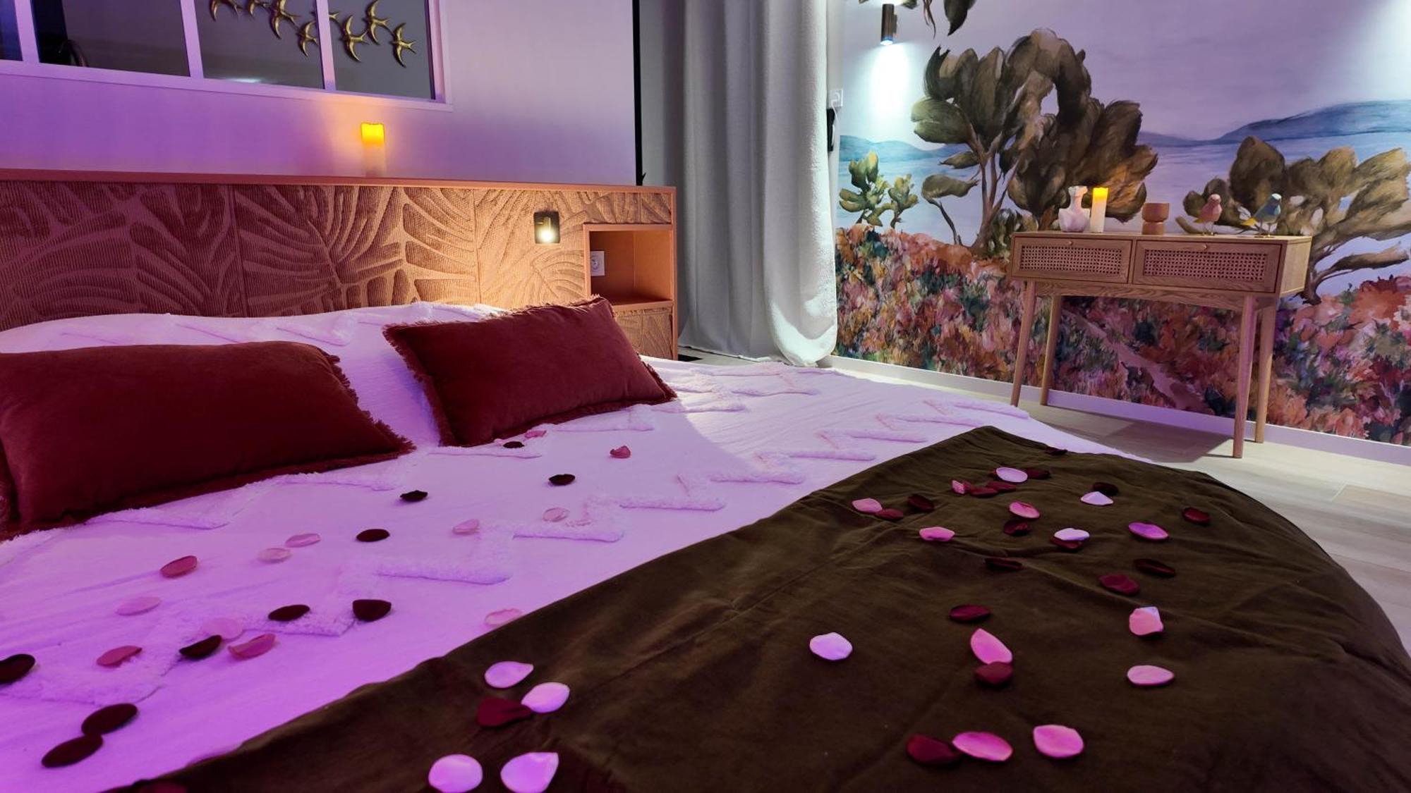 Les Suites Du Payre - Suite Romance Saint-Hilaire-de-Talmont Eksteriør billede